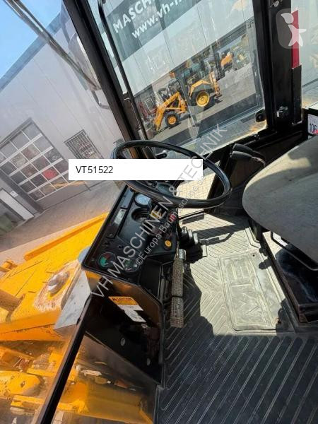 Bagr Massey Ferguson 60HX