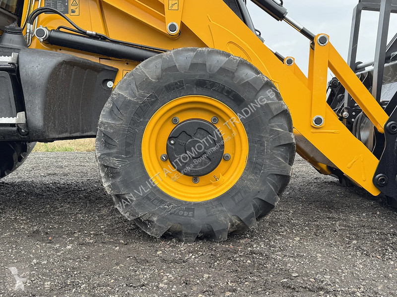 Traktor med grab JCB 3CX Sitemaster Backhoe...