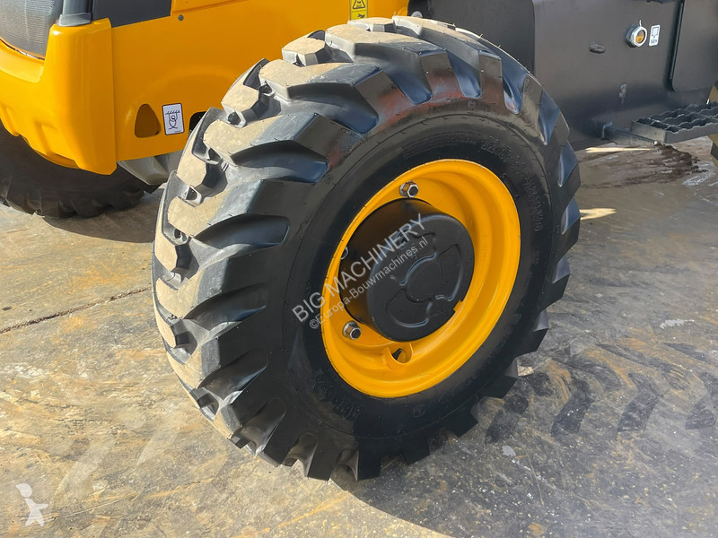 Koparko-ładowarka JCB 3DX 4WD hammerlines