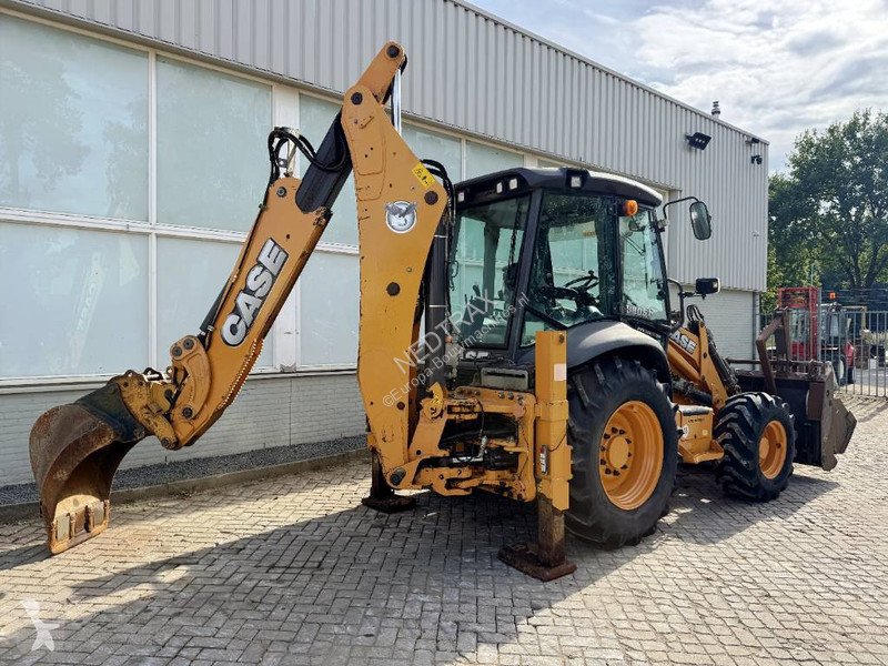 Tractopelle Case