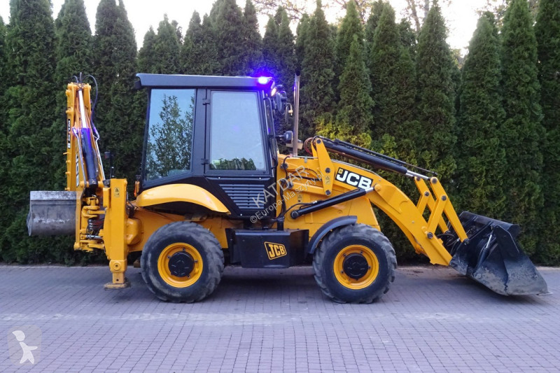 Retroescavadora JCB 2CX SM 4 WS