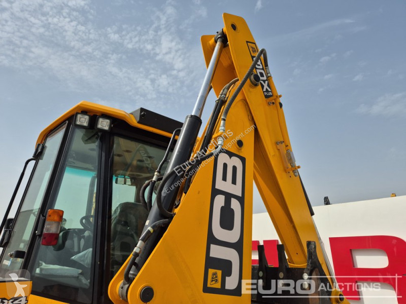 Graaflaadmachine JCB 3DX PLUS