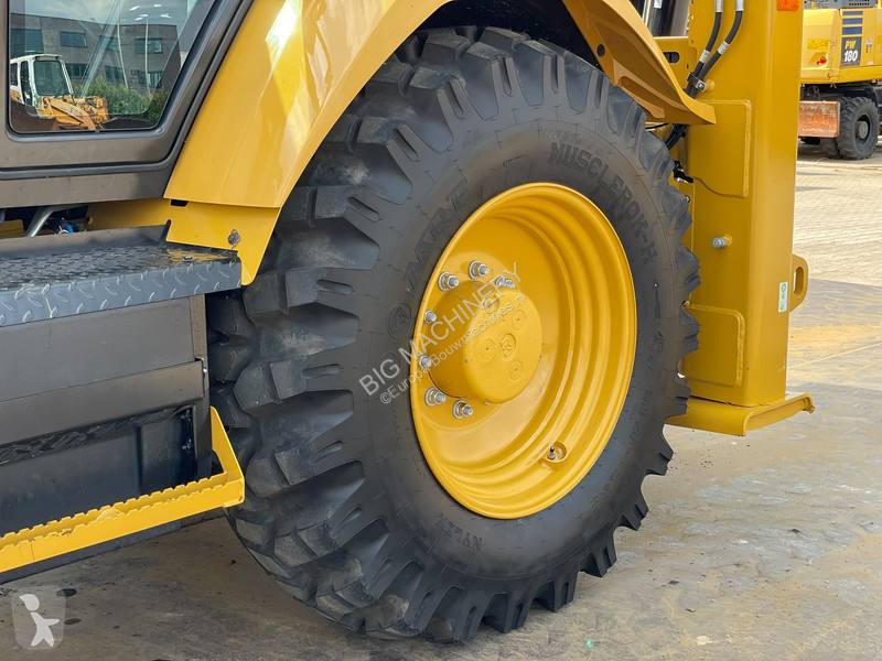 Rýpadlo-nakladač Caterpillar 424