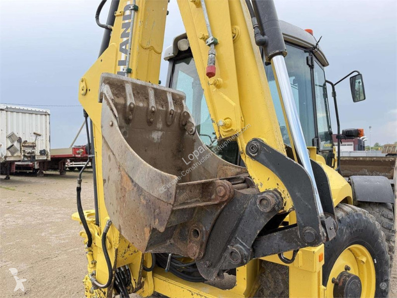 Tractopelle New Holland B115-4PS