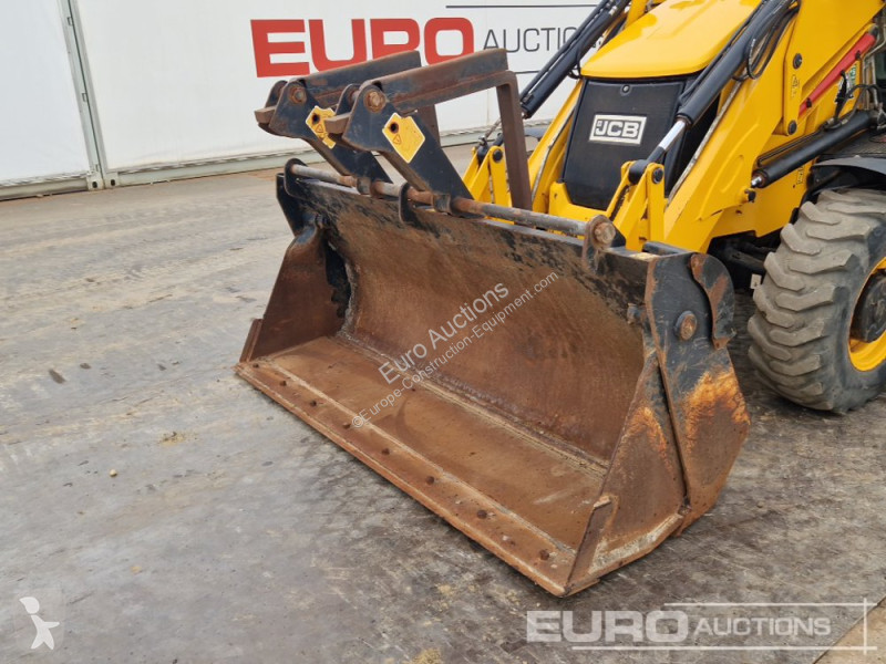 Retroescavadora JCB 3CX P21 ECO