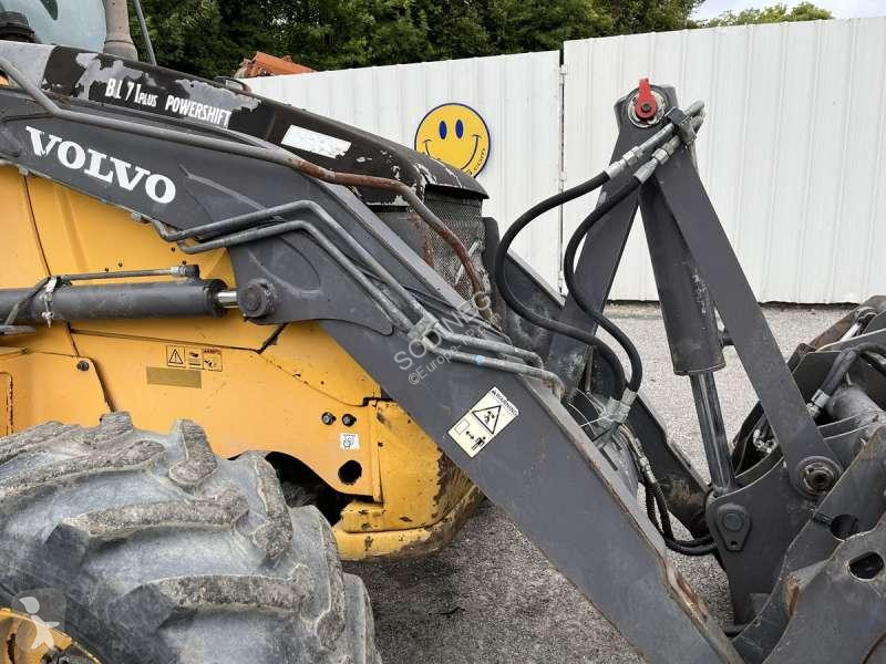 Traktor med grab Volvo + POWERSHIFT