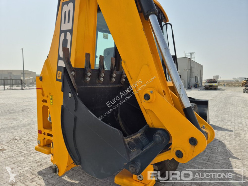 Retroescavadora JCB 3DX PLUS