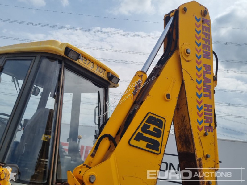 Retroescavadora JCB 3CX