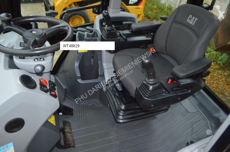 Bagr Caterpillar 444