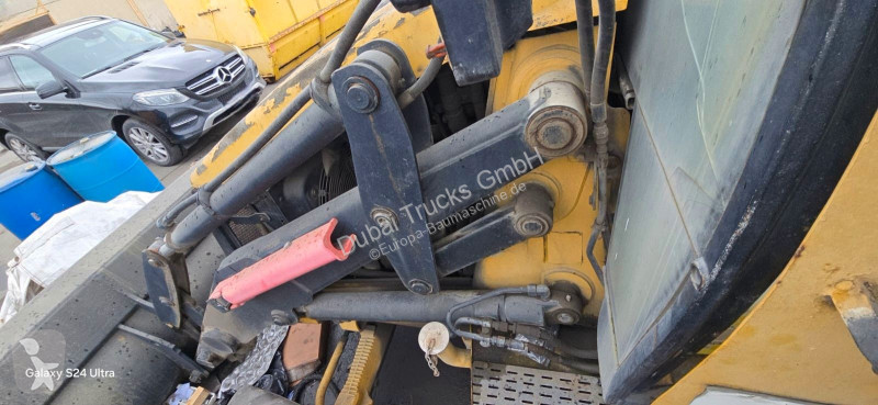 Bagr Caterpillar 428C/4X4/MANUEL/1998