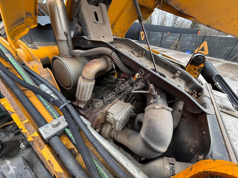 Rýpadlo-nakladač JCB 4 CX TILT