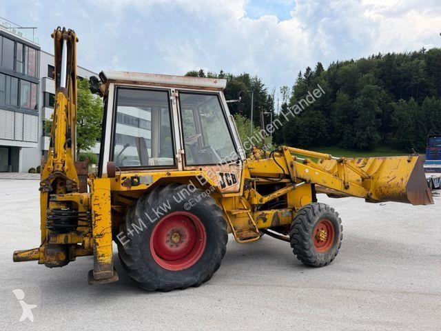 Rýpadlo-nakladač JCB Cx 3