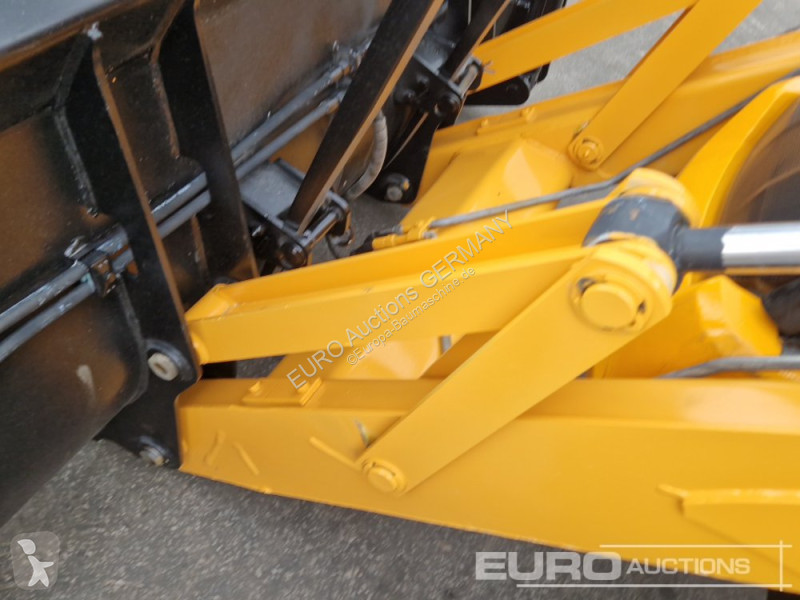 Traktor med grab JCB 3CX 14L4WM