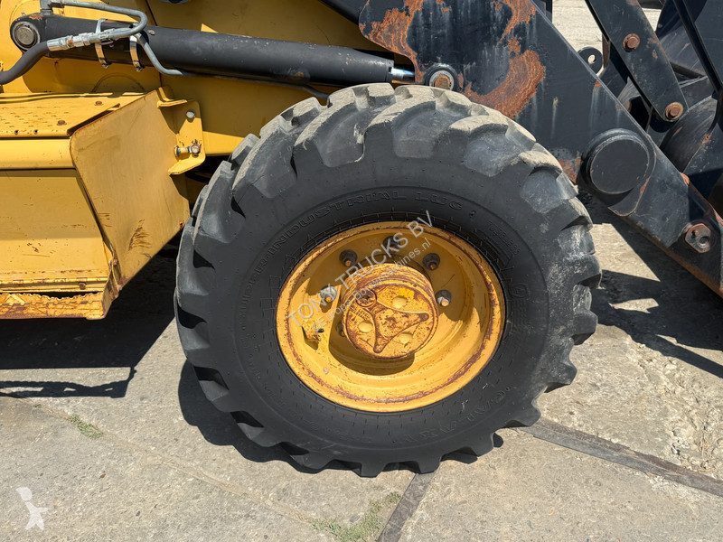 لودر حفار Caterpillar D 4X4 BACKHOE LOADER...