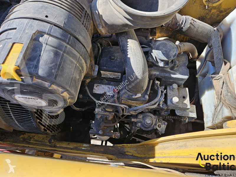 Bagr Komatsu E0