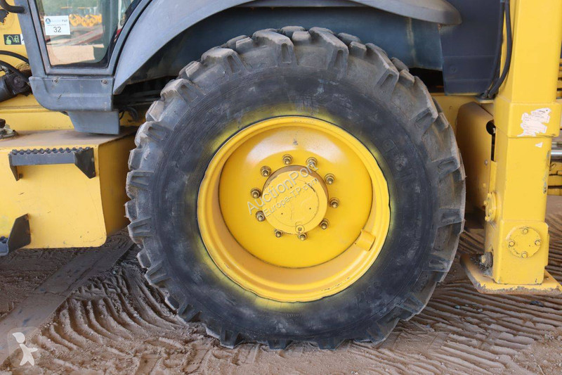 Tractopelle New Holland B80B