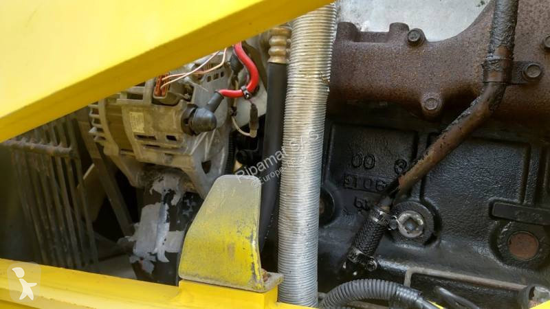 Tractopelle Komatsu