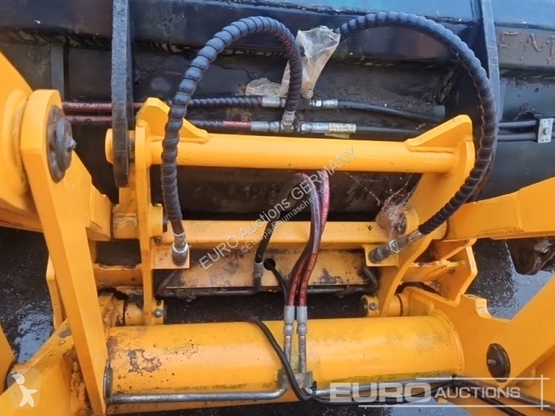 Buldoexcavator JCB 2CX