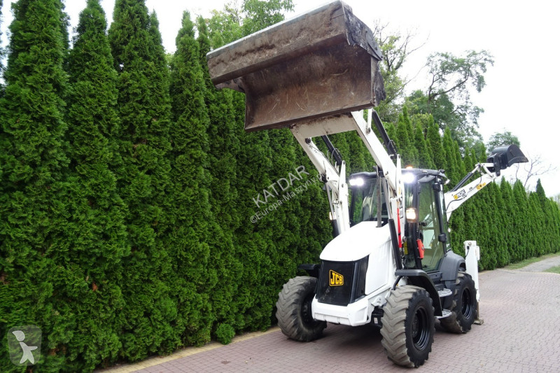 Buldoexcavator JCB 2CX 3CX