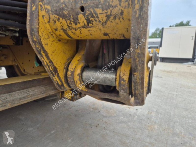 Tractopelle Caterpillar 432F2