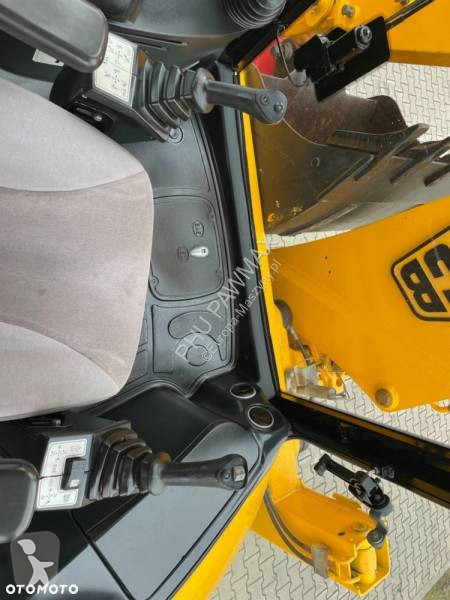 Retroescavadora JCB