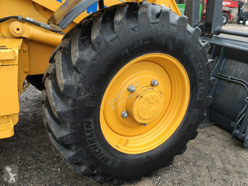 Traktor med grab Komatsu WB 93S-5E0 Bez Luzów...