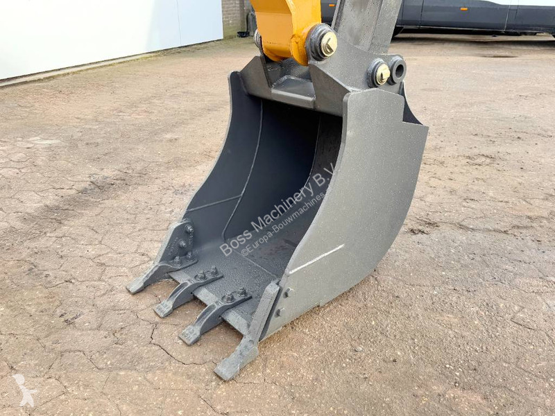 Traktor med grab Case 570SV 4WD - 4/1 Bucket /...