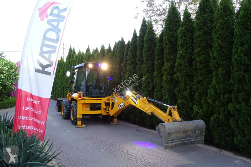 Retroescavadora JCB 2CX SM 4 WS