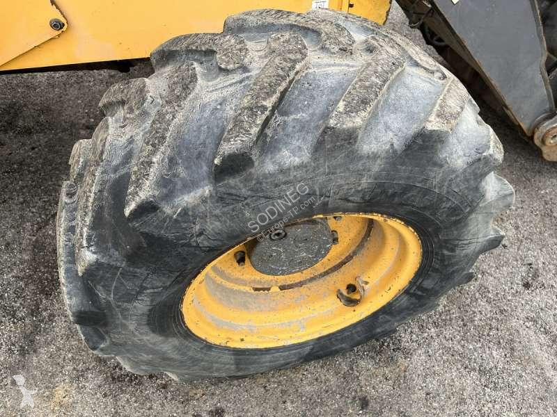 Traktor med grab Volvo + POWERSHIFT