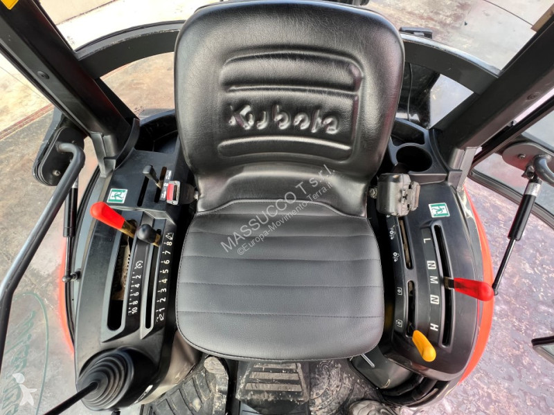 Экскаватор-погрузчик Kubota  B2231 4x4 CON...