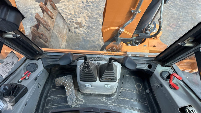 Bagr Case 4x4