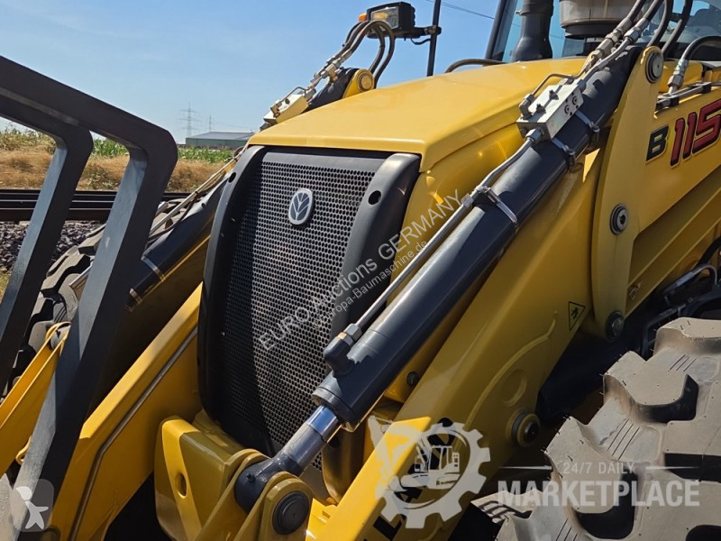 Bagr New Holland C