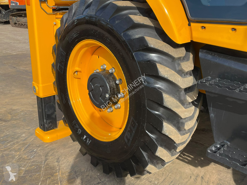 Koparko-ładowarka JCB 3DX 4WD hammerlines