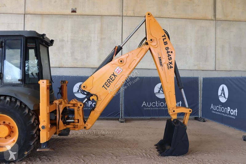 Tractopelle Terex TLB 844SX4