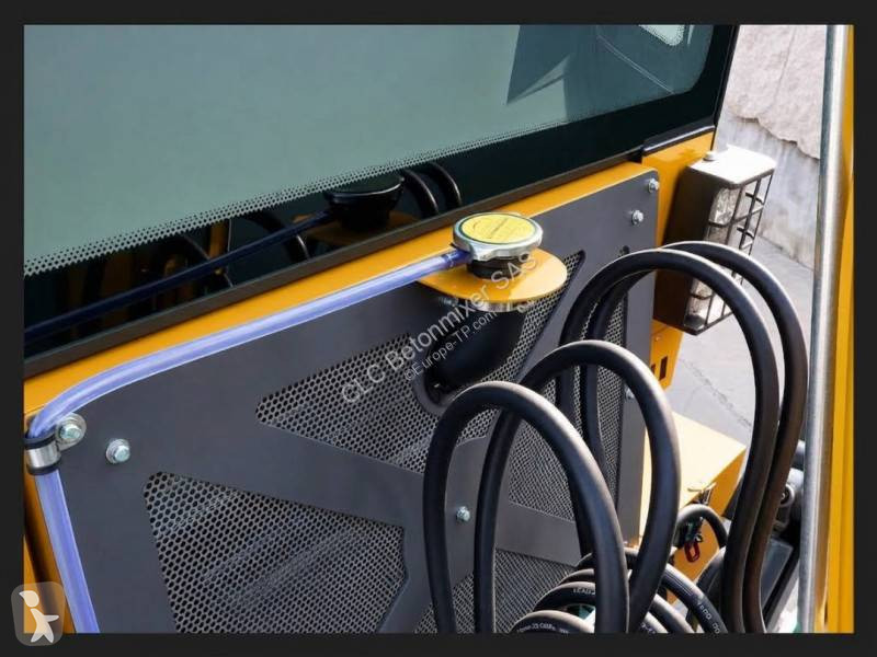 Bagr CLC Tracto Pelle T 4200