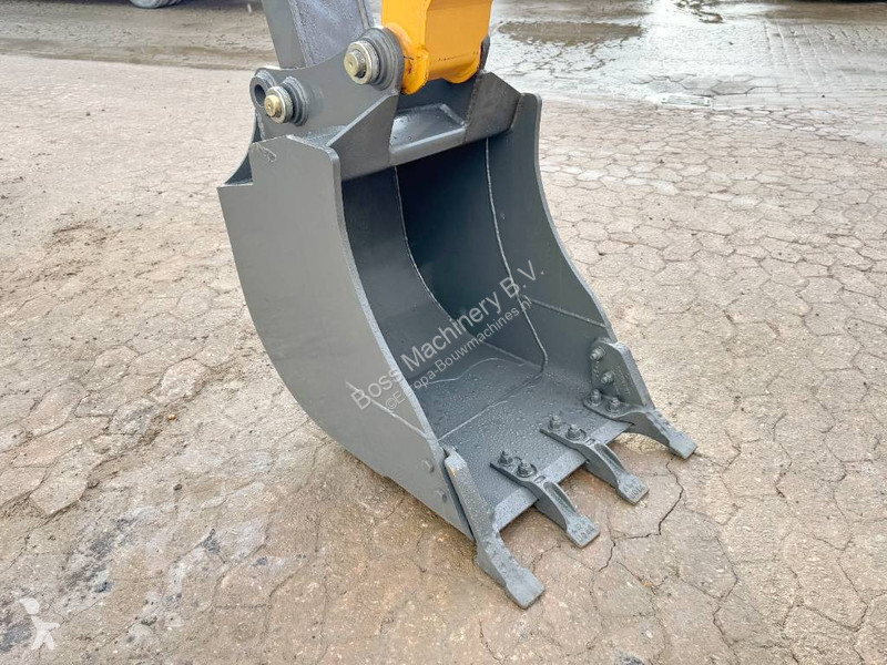 Traktor med grab Case 570SV 4WD - 4/1 Bucket /...