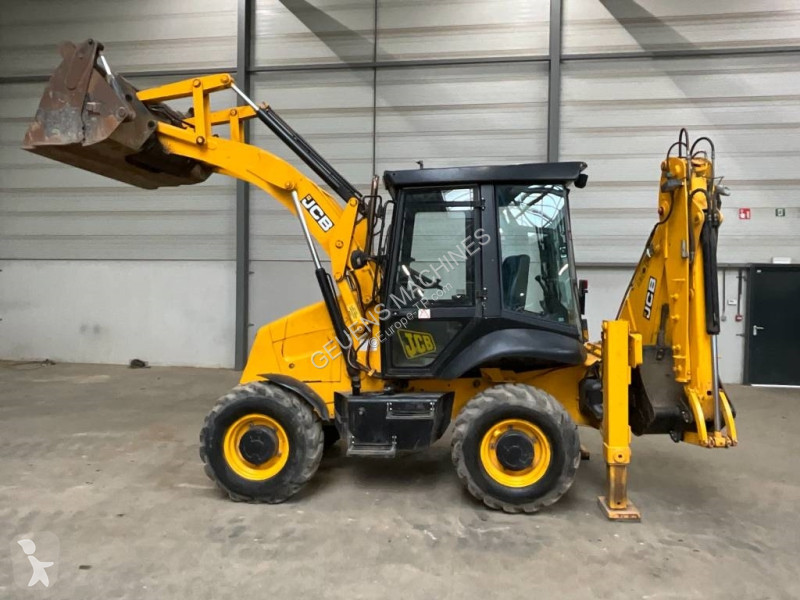 Retroescavadora JCB 2 CX Streetmaster 4 WS