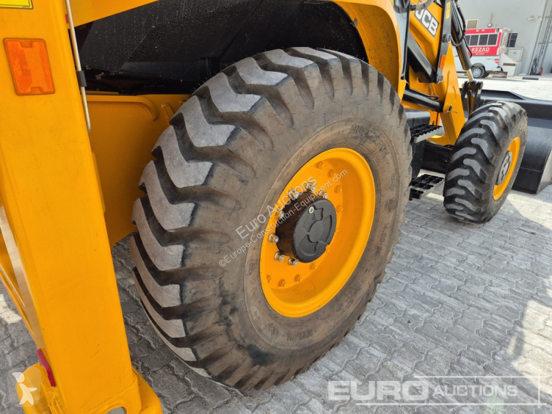 Retroescavadora JCB 3DX PLUS