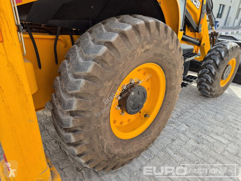 Graaflaadmachine JCB 3DX PLUS
