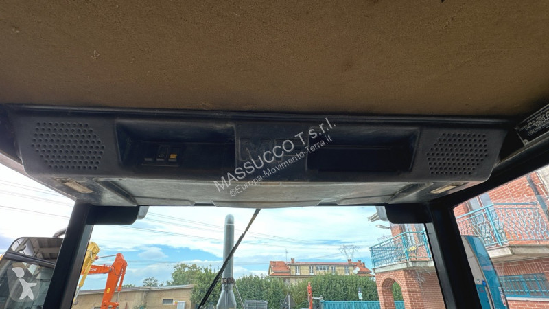 Экскаватор-погрузчик MF Automation 60HX 4X4