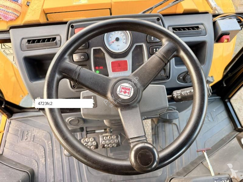 Koparko-ładowarka Mecalac TLB990