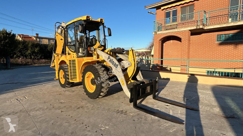Traktor med grab Palazzani 4X4