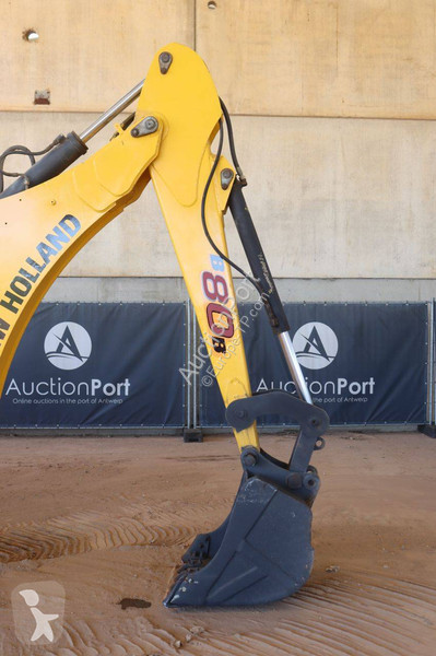 Tractopelle New Holland B80B