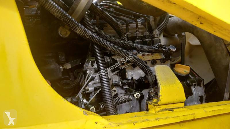 Tractopelle Komatsu