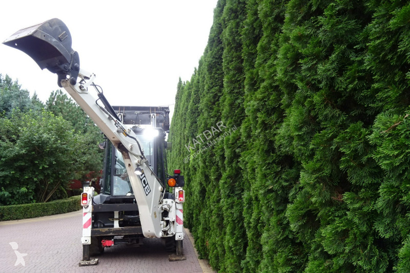 Buldoexcavator JCB 2CX 3CX