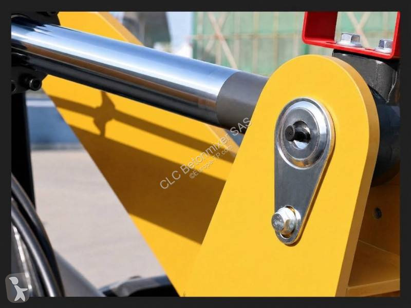 Bagr CLC Tracto Pelle T 4200