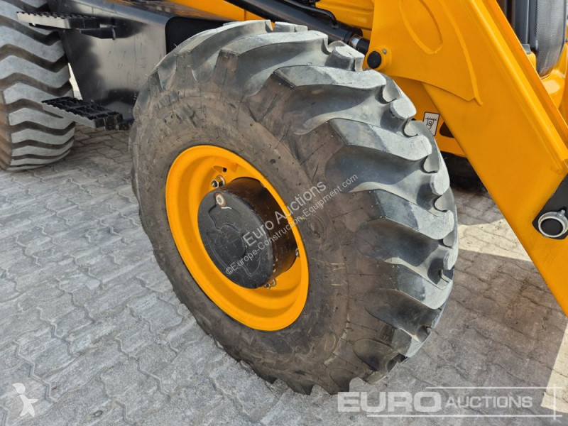 Retroescavadora JCB 3DX PLUS
