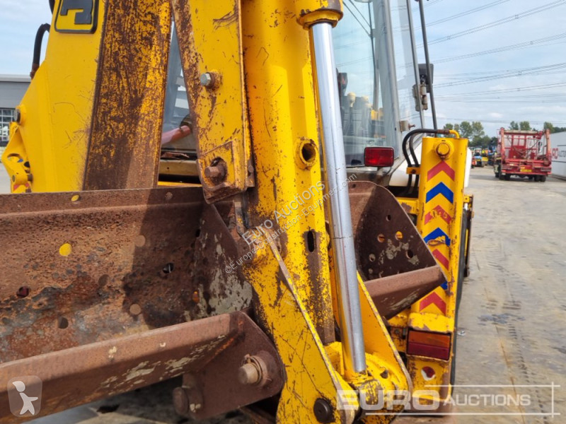 Retroescavadora JCB 3CX