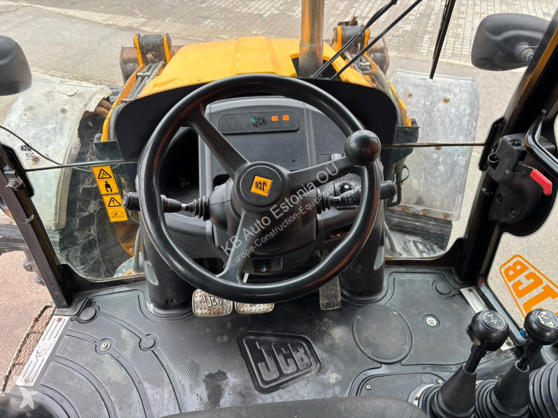 Rýpadlo-nakladač JCB 4 CX TILT