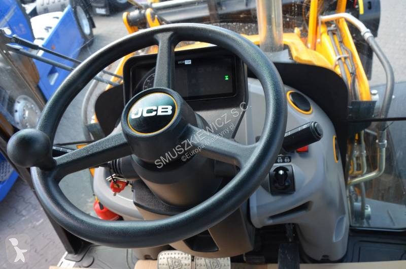 Traktor med grab JCB 2026r / SILNIK 4,8L 109km...